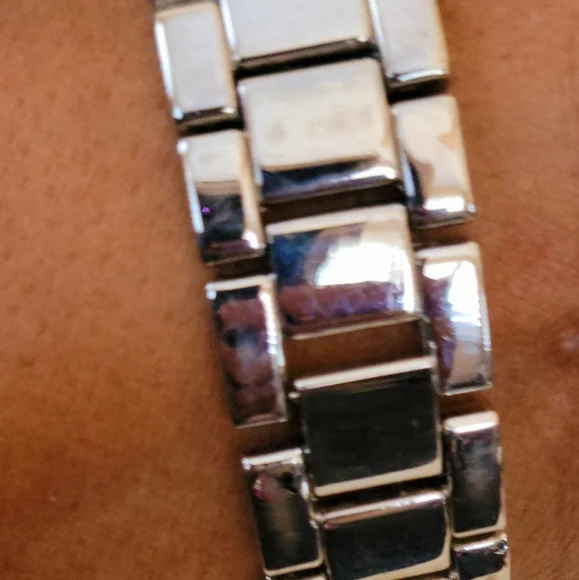 Watch - Picture 2 of 2